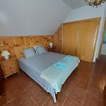 Con Jacuzzi Exterior Y Piscina Cubiertos Villa
