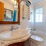 Villa Con Jacuzzi Exterior Y Piscina Cubiertos