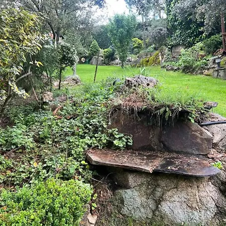 Con Jacuzzi Exterior Y Piscina Cubiertos