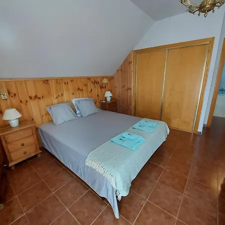 Con Jacuzzi Exterior Y Piscina Cubiertos Vila