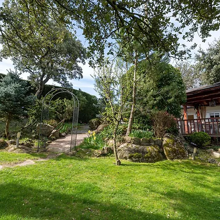 Con Jacuzzi Exterior Y Piscina Cubiertos Villa