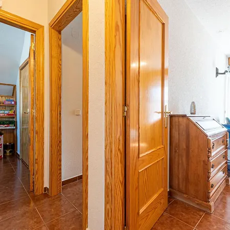 Con Jacuzzi Exterior Y Piscina Cubiertos Vila *
