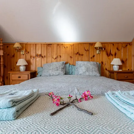 Con Jacuzzi Exterior Y Piscina Cubiertos Villa Los Ángeles de San Rafael