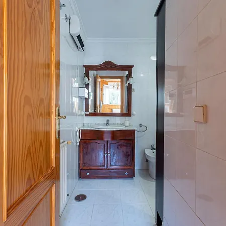 Con Jacuzzi Exterior Y Piscina Cubiertos Villa Los Ángeles de San Rafael